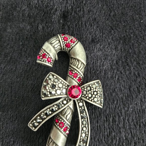 Lia Sophia Red Ruby Rhinestones Marcasite Candy Cane Bow 2"x1"Christmas Brooch - Picture 3 of 5